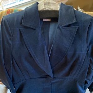 Never worn Cabinet blazer. Size 6. Very light, thin check pattern.